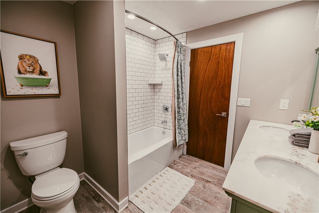 1385 Island Cottage Road, Greece, NY 14612