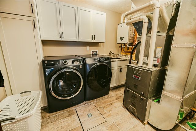 1385 Island Cottage Road, Greece, NY 14612