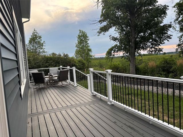 1385 Island Cottage Road, Greece, NY 14612