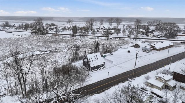 1385 Island Cottage Road, Greece, NY 14612