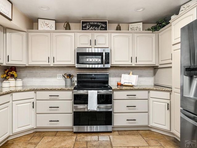 25 Ibis Lane, Pueblo, CO 81005