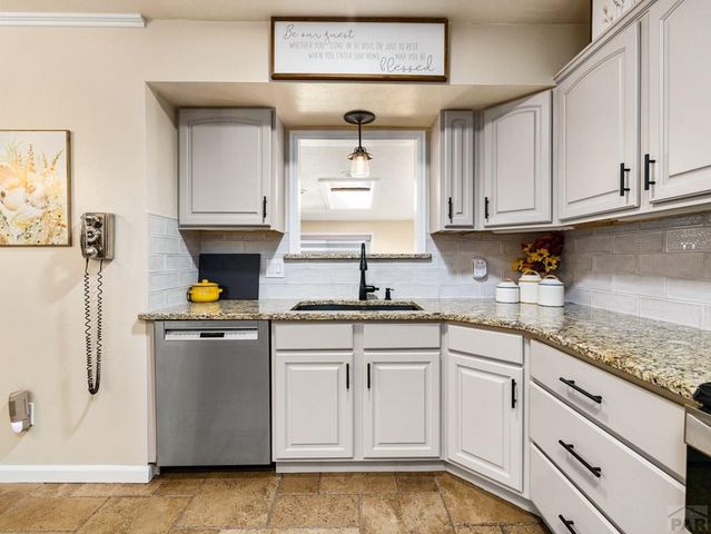 25 Ibis Lane, Pueblo, CO 81005
