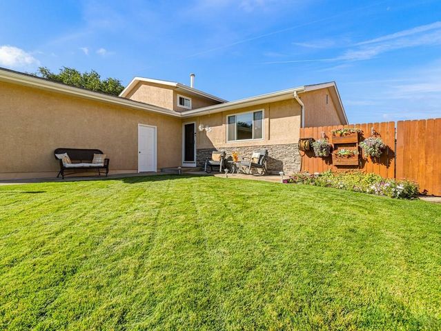 25 Ibis Lane, Pueblo, CO 81005