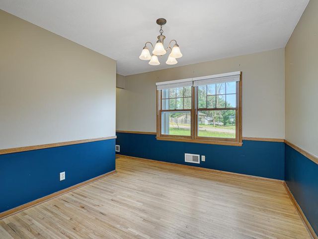 3549 Ensign Avenue N, New Hope, MN 55427