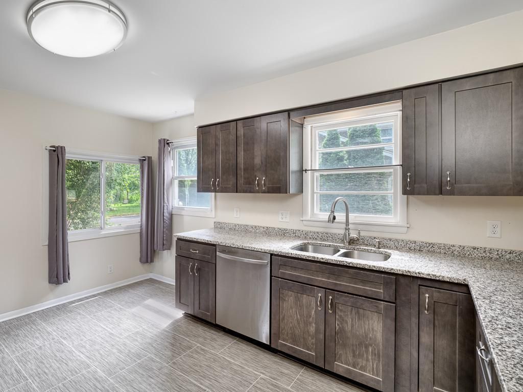 3549 Ensign Avenue N, New Hope, MN 55427 — photo 4