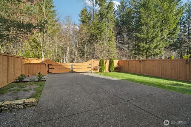 35102 SE Swenson Street, Snoqualmie, WA 98065