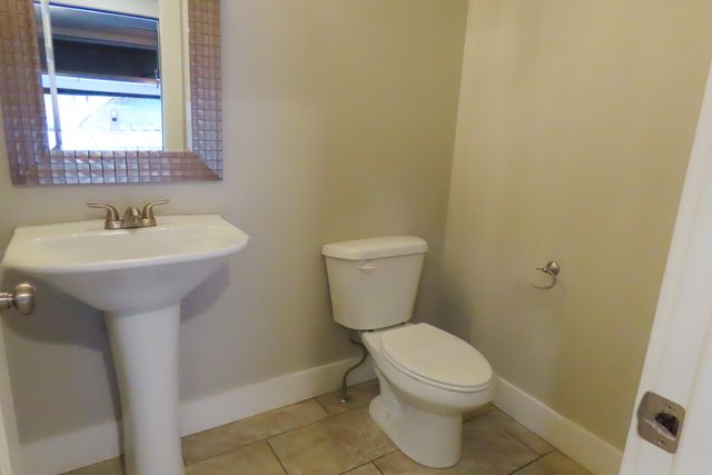 2201 S 12th Street, Ozark, MO 65721