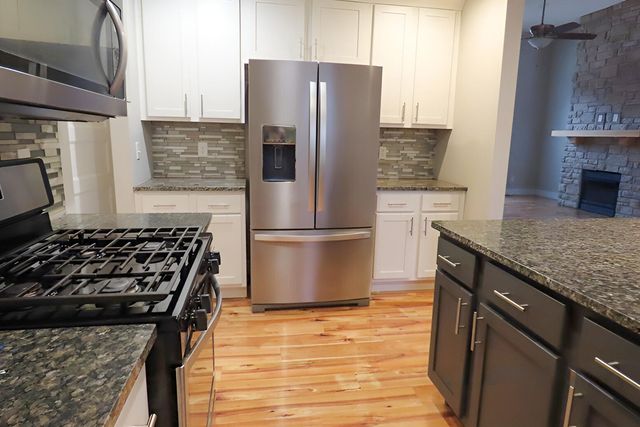 2201 S 12th Street, Ozark, MO 65721