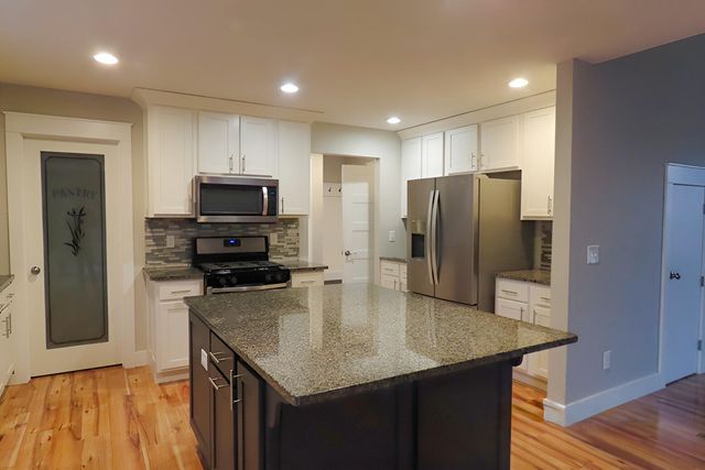 2201 S 12th Street, Ozark, MO 65721