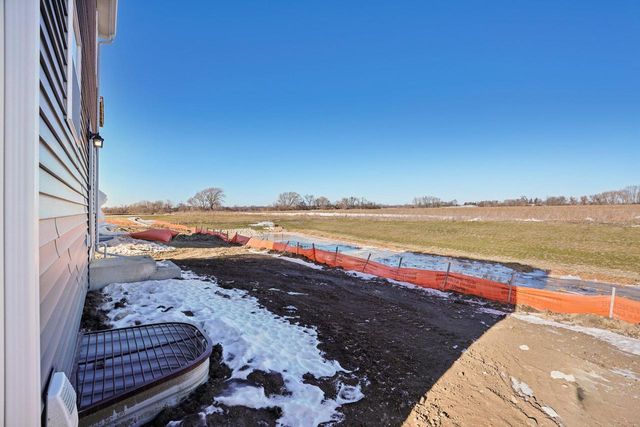 7038 Oakmont ROAD, Mount Pleasant, WI 53403