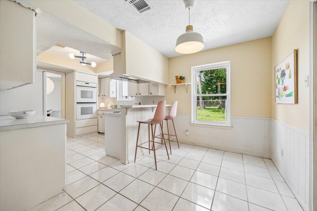 5434 Candletree Drive, Houston, TX 77091