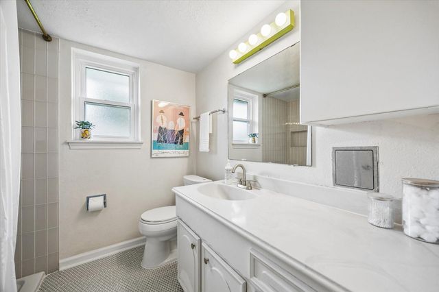 5434 Candletree Drive, Houston, TX 77091
