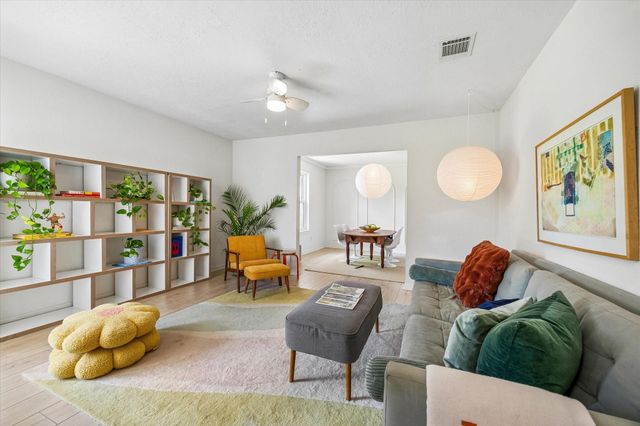 5434 Candletree Drive, Houston, TX 77091