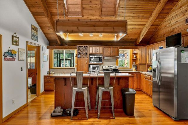 2635 N DOVER ROAD, Dover, FL 33527