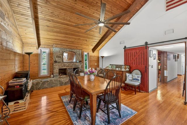 2635 N DOVER ROAD, Dover, FL 33527