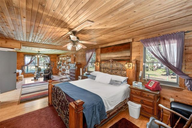 2635 N DOVER ROAD, Dover, FL 33527