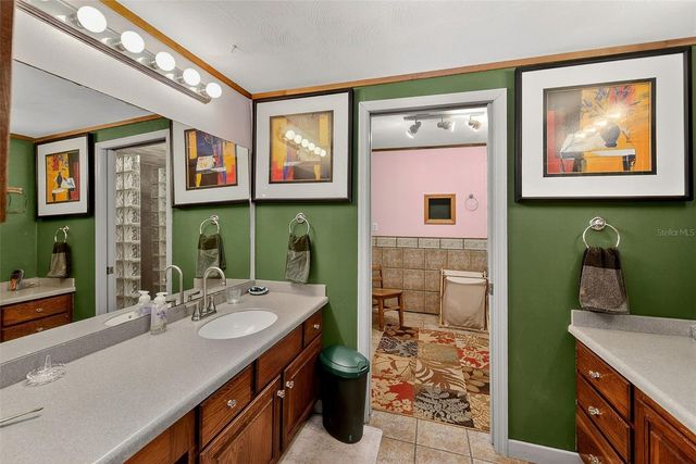 2635 N DOVER ROAD, Dover, FL 33527