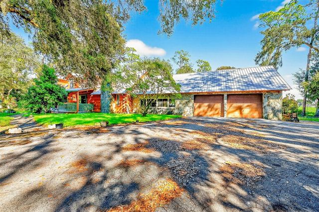 2635 N DOVER ROAD, Dover, FL 33527