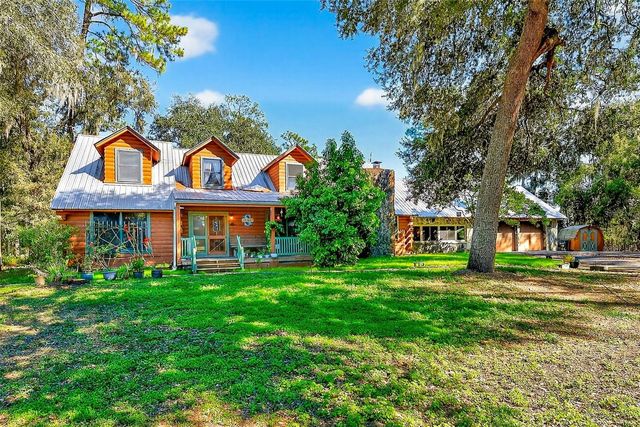 2635 N DOVER ROAD, Dover, FL 33527