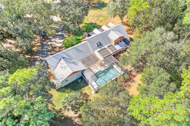 2635 N DOVER ROAD, Dover, FL 33527