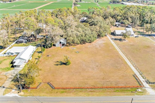 2635 N DOVER ROAD, Dover, FL 33527