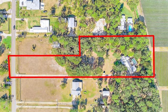 2635 N DOVER ROAD, Dover, FL 33527