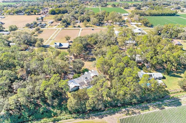 2635 N DOVER ROAD, Dover, FL 33527