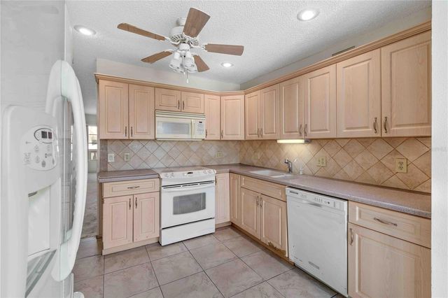 2284 SPANISH DRIVE 50, Clearwater, FL 33763