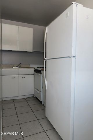 4023 Thomason Avenue 2, El Paso, TX 79904