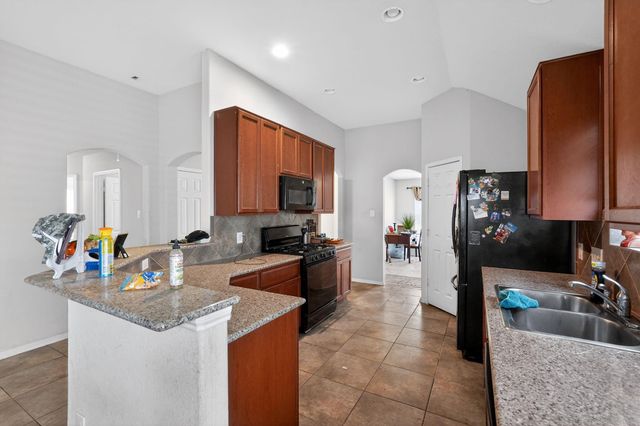 12206 Zenith Ridge Way, Humble, TX 77346