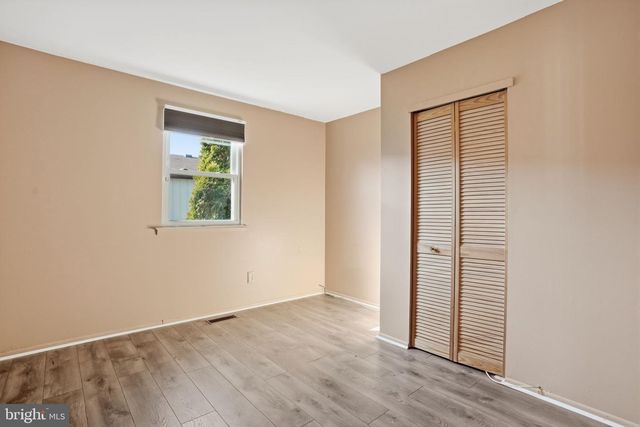 10232 RUBIN LN, Philadelphia, PA 19116