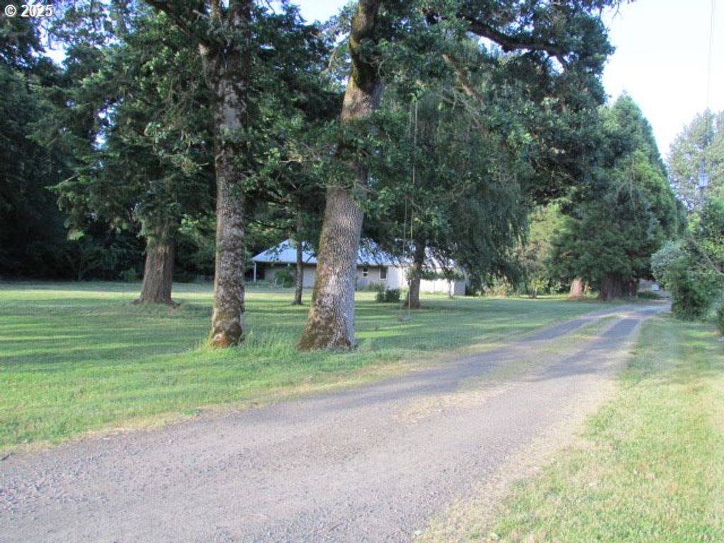 21451 Se WEBFOOT Rd, Dayton, OR 97114
