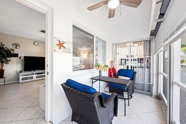 2100 NE 38th Street 205, Lighthouse Point, FL 33064