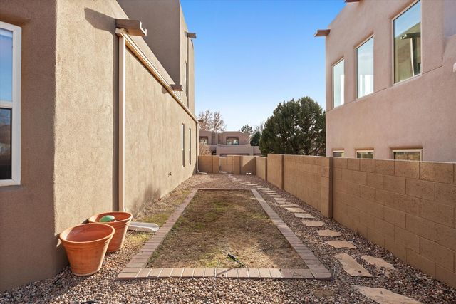 12709 Sunset Ridge Place NE, Albuquerque, NM 87111