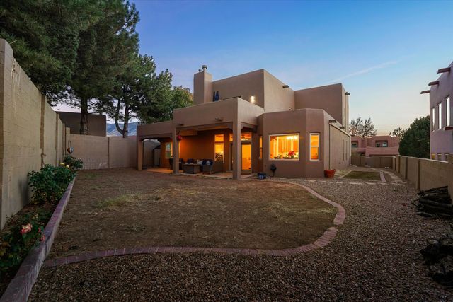 12709 Sunset Ridge Place NE, Albuquerque, NM 87111