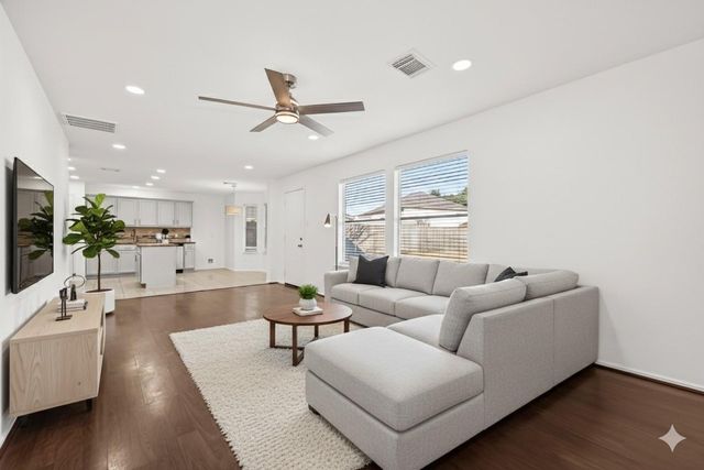 1205 Moray Drive, Rosenberg, TX 77471