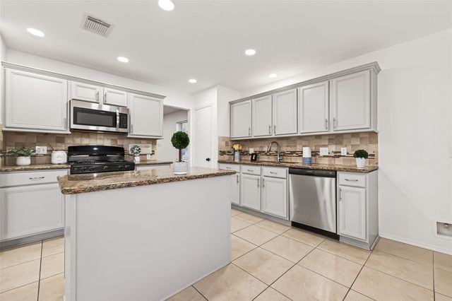 1205 Moray Drive, Rosenberg, TX 77471