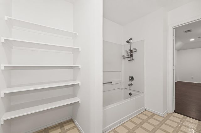 1205 Moray Drive, Rosenberg, TX 77471