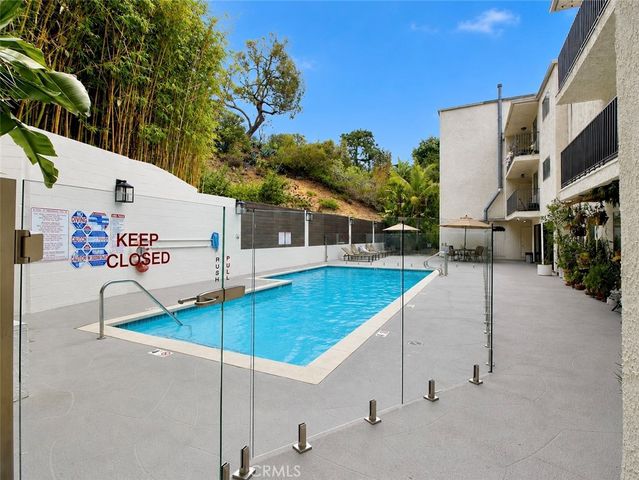 1230 Horn 408, West Hollywood, CA 90069