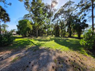 4753 123rd Trail N, The Acreage, FL 33411