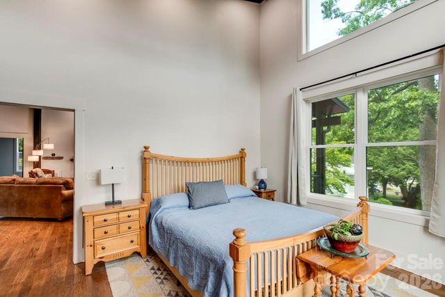 90 Summitt Street, Waynesville, NC 28786