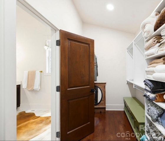 90 Summitt Street, Waynesville, NC 28786