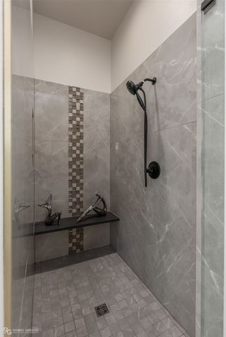 642 Caledonia Drive, Bossier City, LA 71111