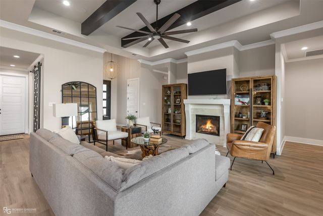 642 Caledonia Drive, Bossier City, LA 71111