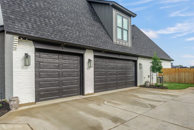 642 Caledonia Drive, Bossier City, LA 71111