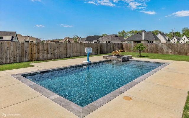 642 Caledonia Drive, Bossier City, LA 71111