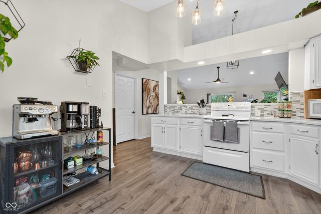 9419 Hadway Drive, Indianapolis, IN 46256