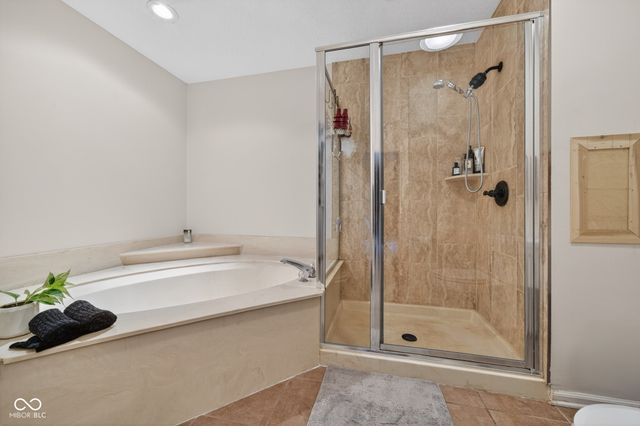 9419 Hadway Drive, Indianapolis, IN 46256