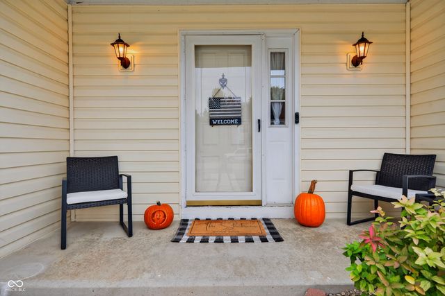 9419 Hadway Drive, Indianapolis, IN 46256