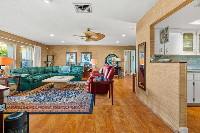 3601 18TH AVENUE W, Bradenton, FL 34205